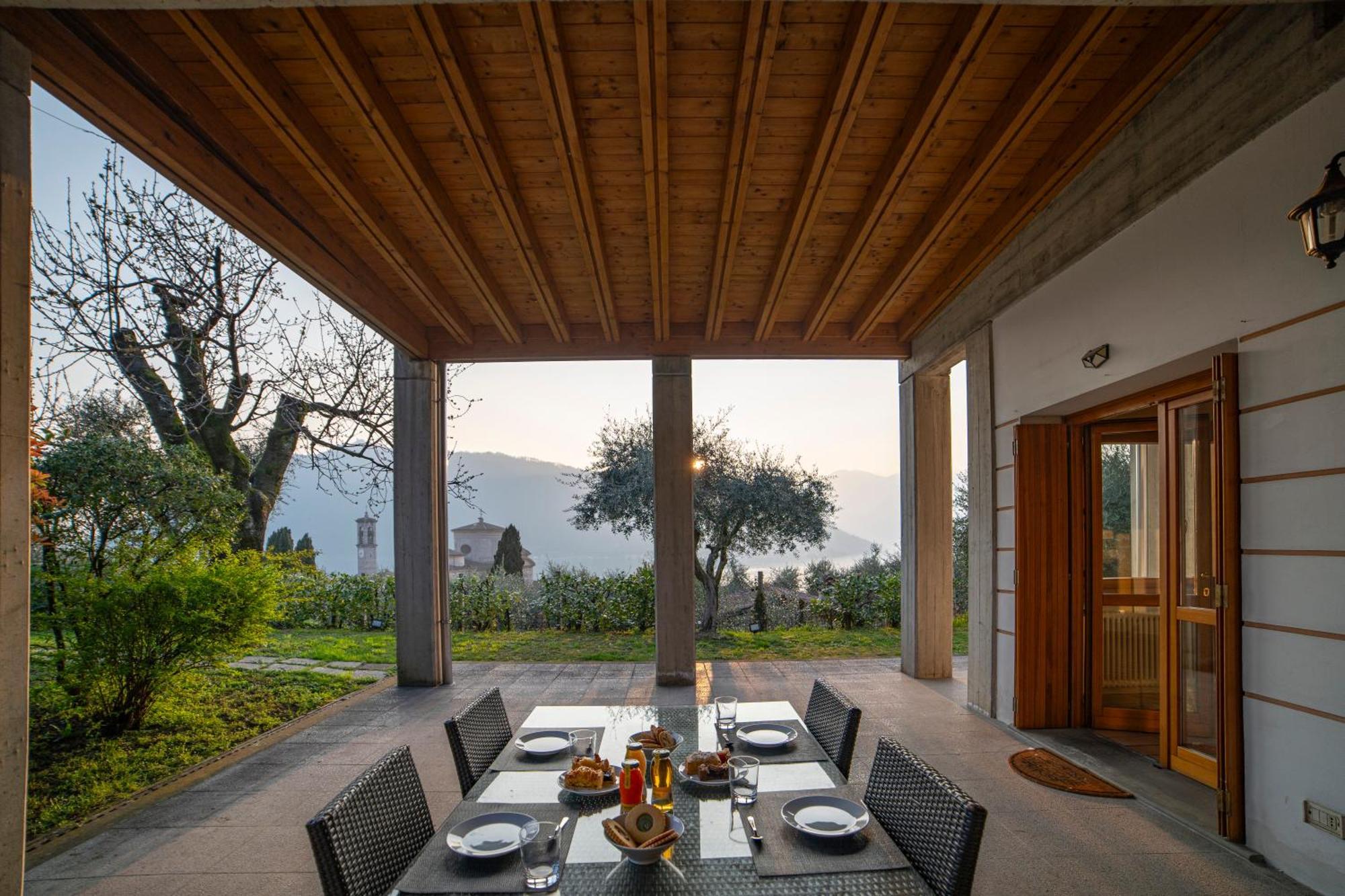Casa Degli Ulivi Villa Sale Marasino Bagian luar foto