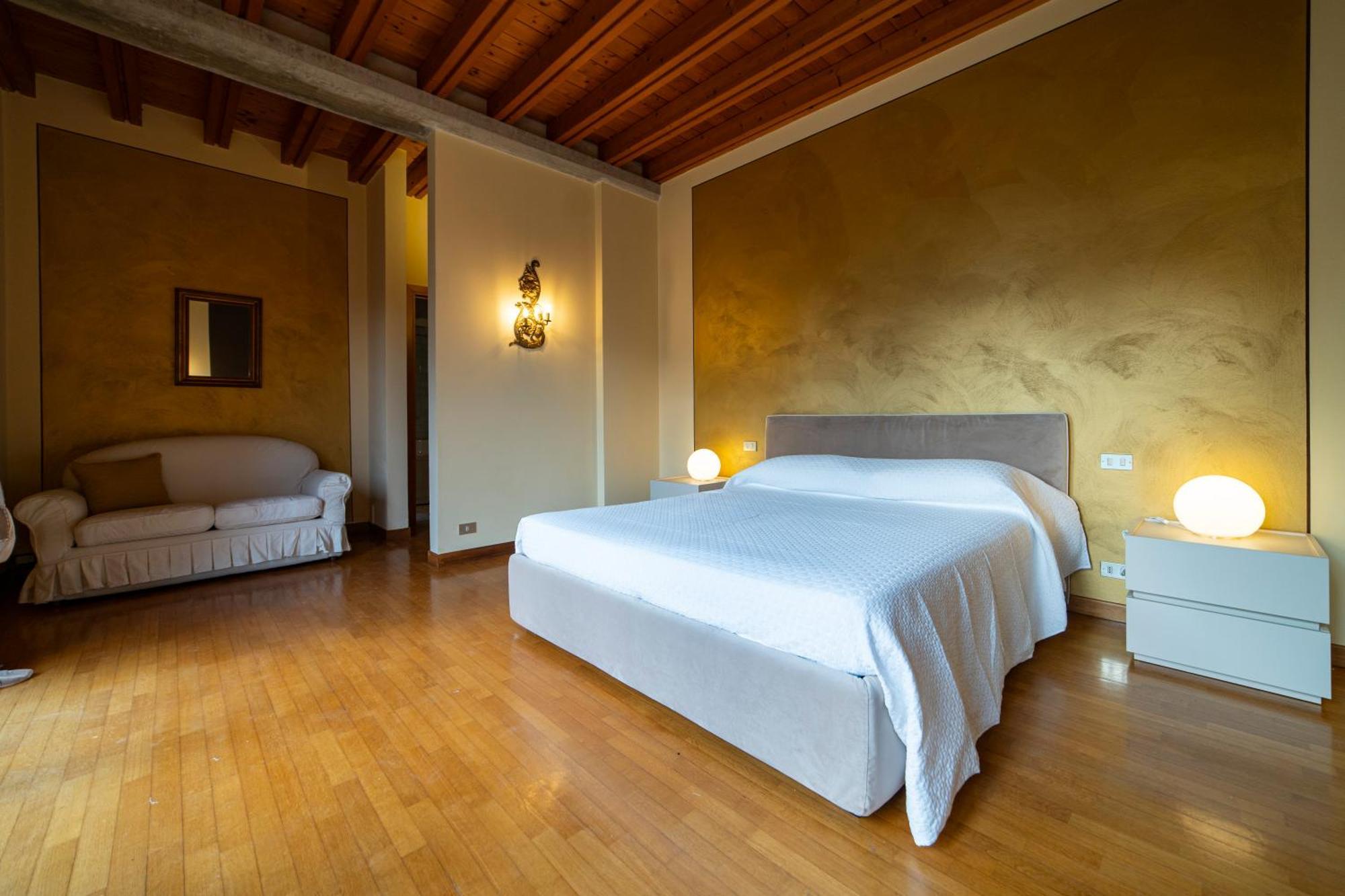 Casa Degli Ulivi Villa Sale Marasino Bagian luar foto